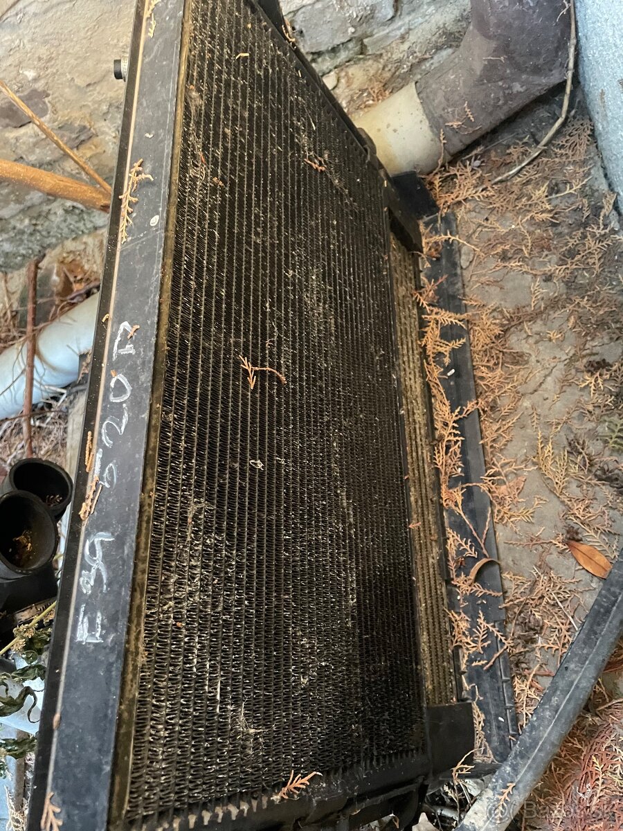 Caute mám tu veľa dielov na BMW e39 e46 - 19