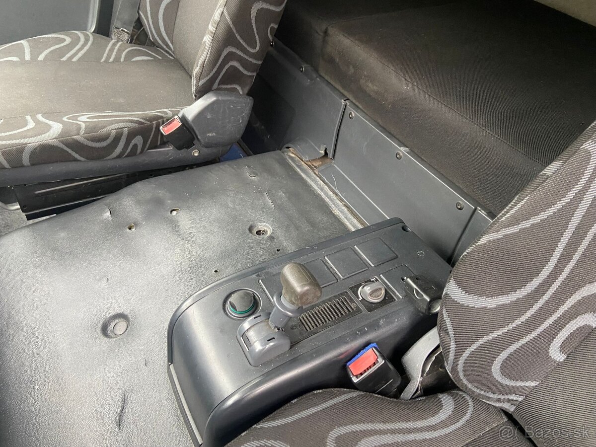 Iveco Eurocargo 120E25, Euro 5, čelo - 19