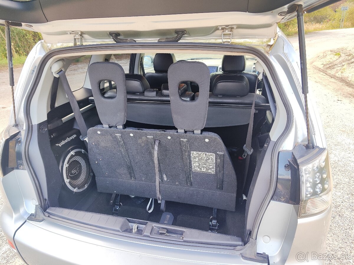 Mitsubishi Outlander 2.0 DI-D, 7 miest, 4x4 - 19