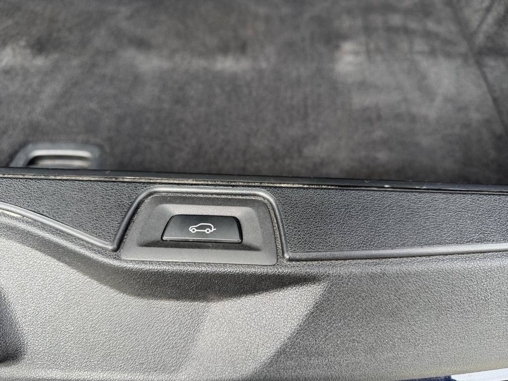 BMW X5 xDrive///M50i - 19