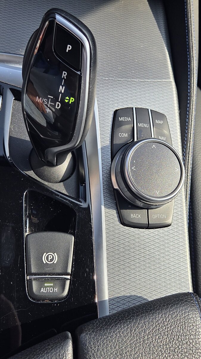 BMW Rad 5 Touring 530xDrive M-packet - 19