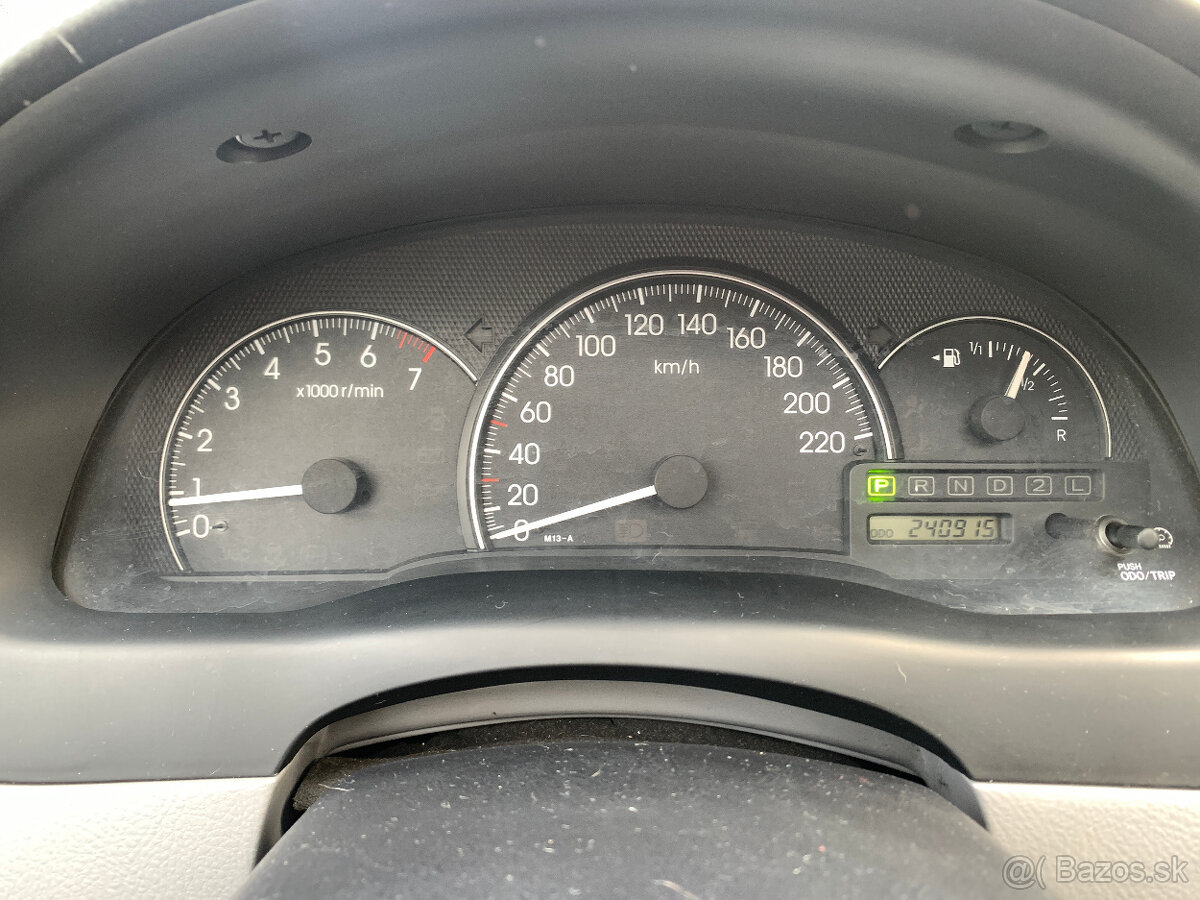 Toyota Avensis Verso 2.0 vvti Benzín+LPG - 19