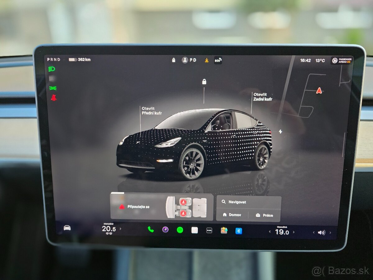 Tesla Model Y Long Range AWD Dual Motor 09/2022 - 19