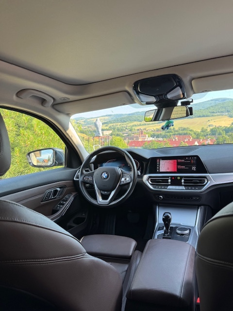 BMW 320d Touring mHEV, XDrive, A8, 140kW - 19
