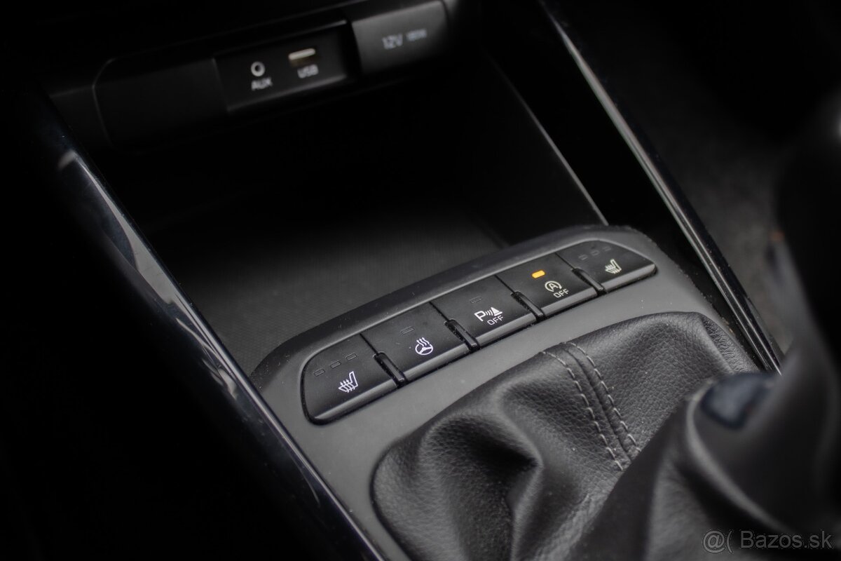 Kia Stonic 1.4GDi Gold M6 - 1.majiteľ - 19