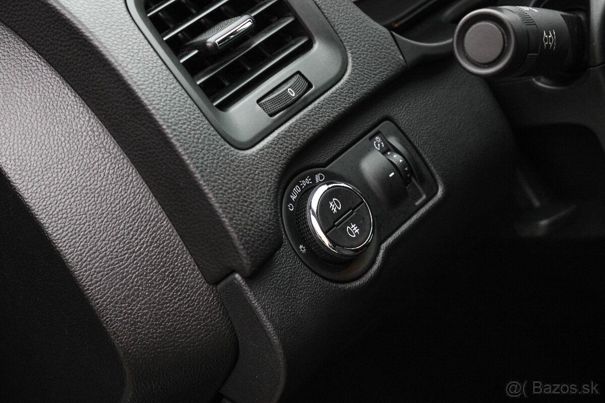 Opel Insignia 2.0 CDTI 163k Business AT6 - 19