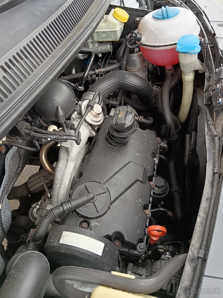 Predám dodávku vw transporter T5 77kw 1.9tdi - 19