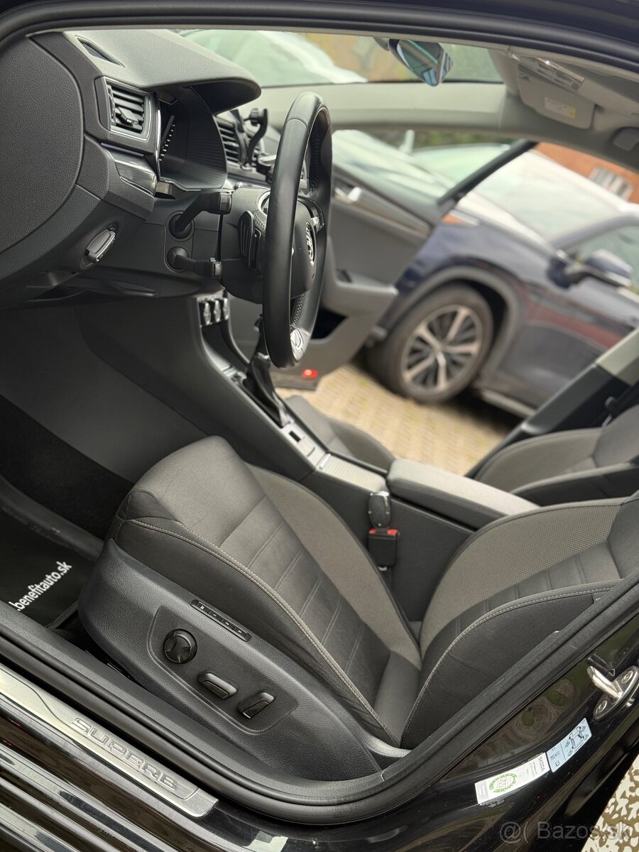 Škoda Superb Scout - informácie v popise - 19