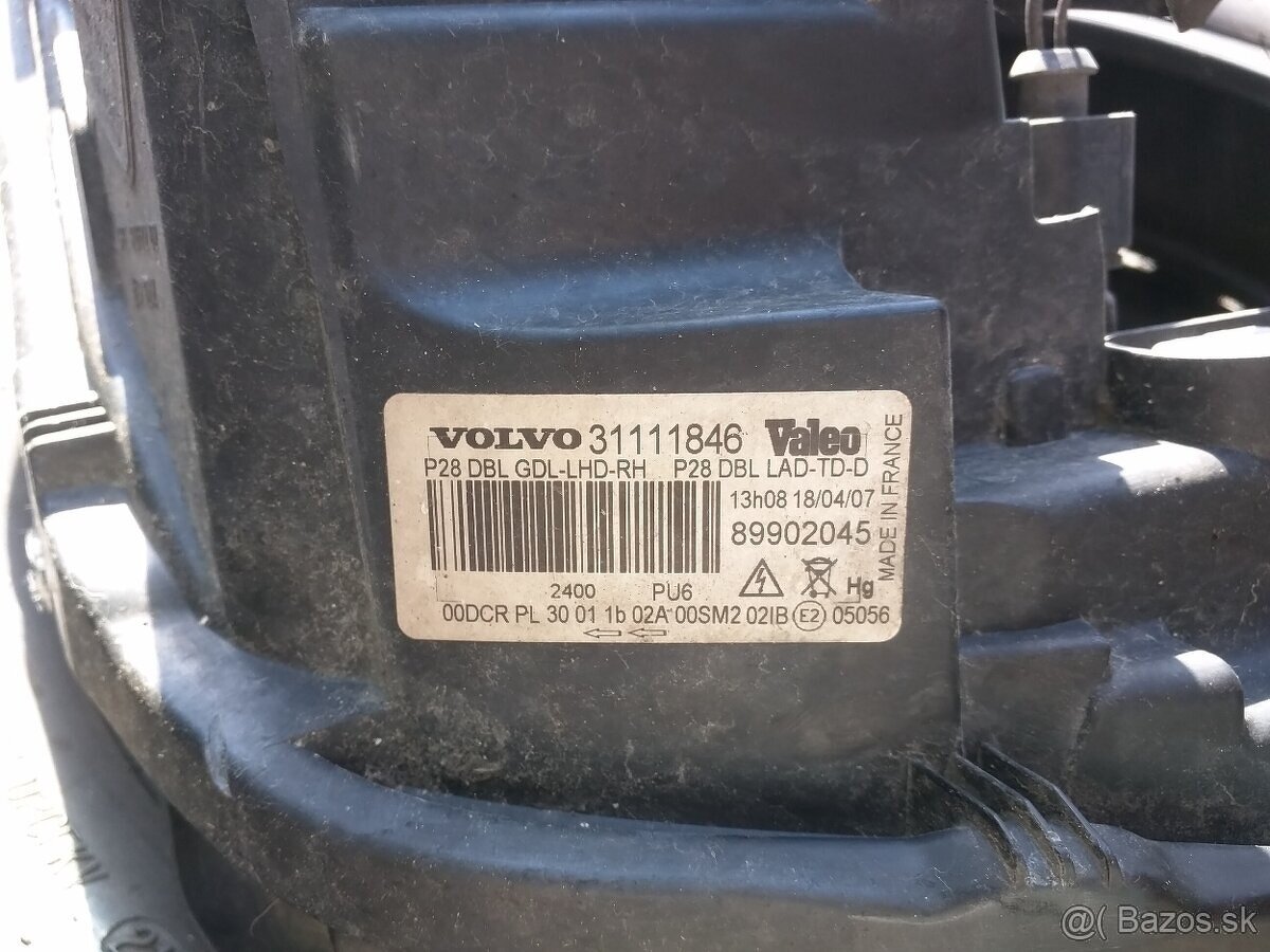 Rozpredam volvo xc90 136kw d5 rok 2006 - 19