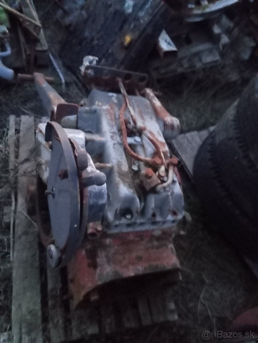 ZETOR 12145 8145 NAHRADNE DIELY NA KRYSTAL - 19