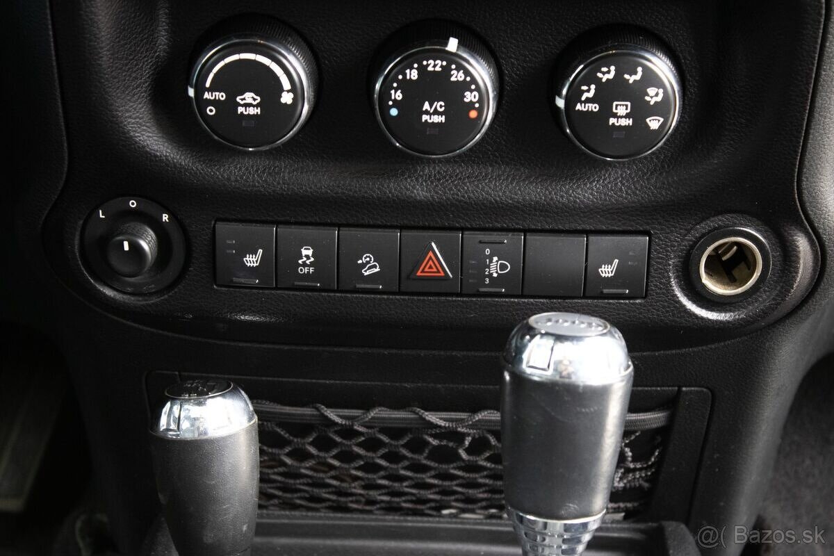 Jeep Wrangler Unlimited Rubicon 3.6 V6 LPG/Benzín - 19