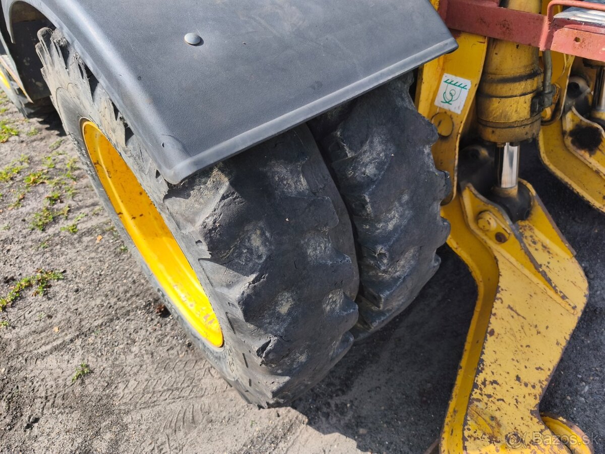 KOMATSU PW 98MR-6 - 19