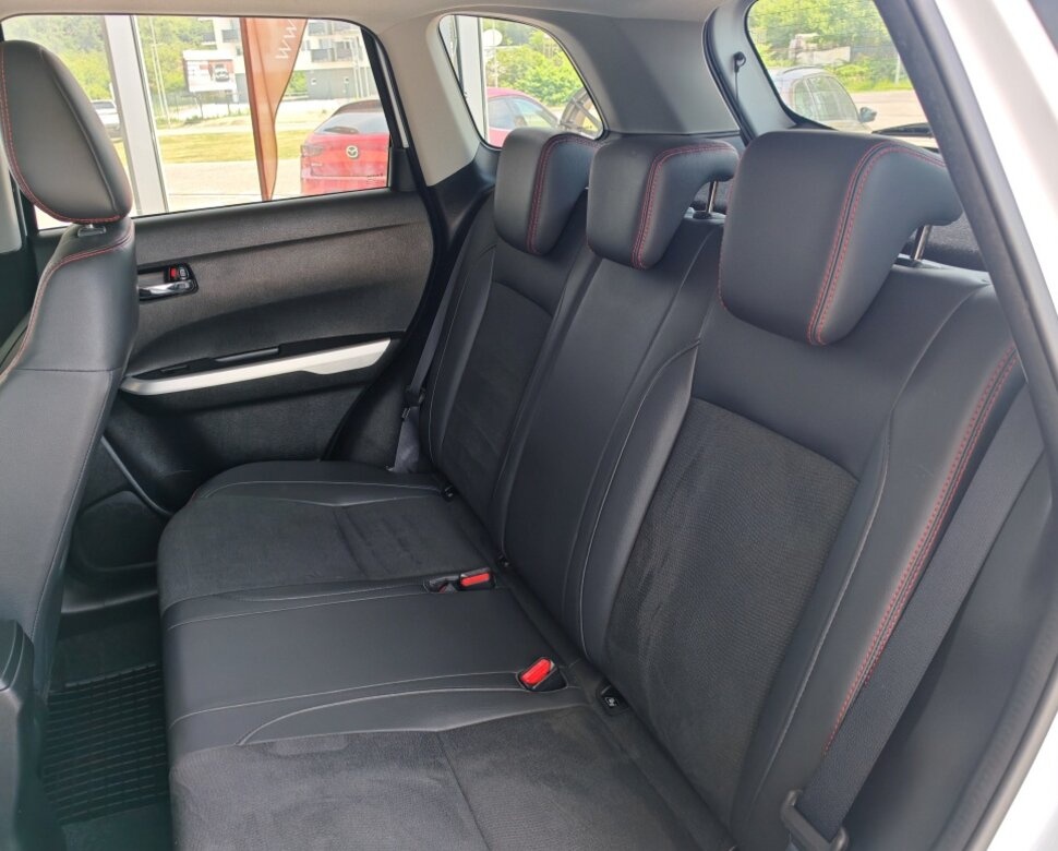 Suzuki Vitara S 1.4 BoosterJet 4WD A/T - 19
