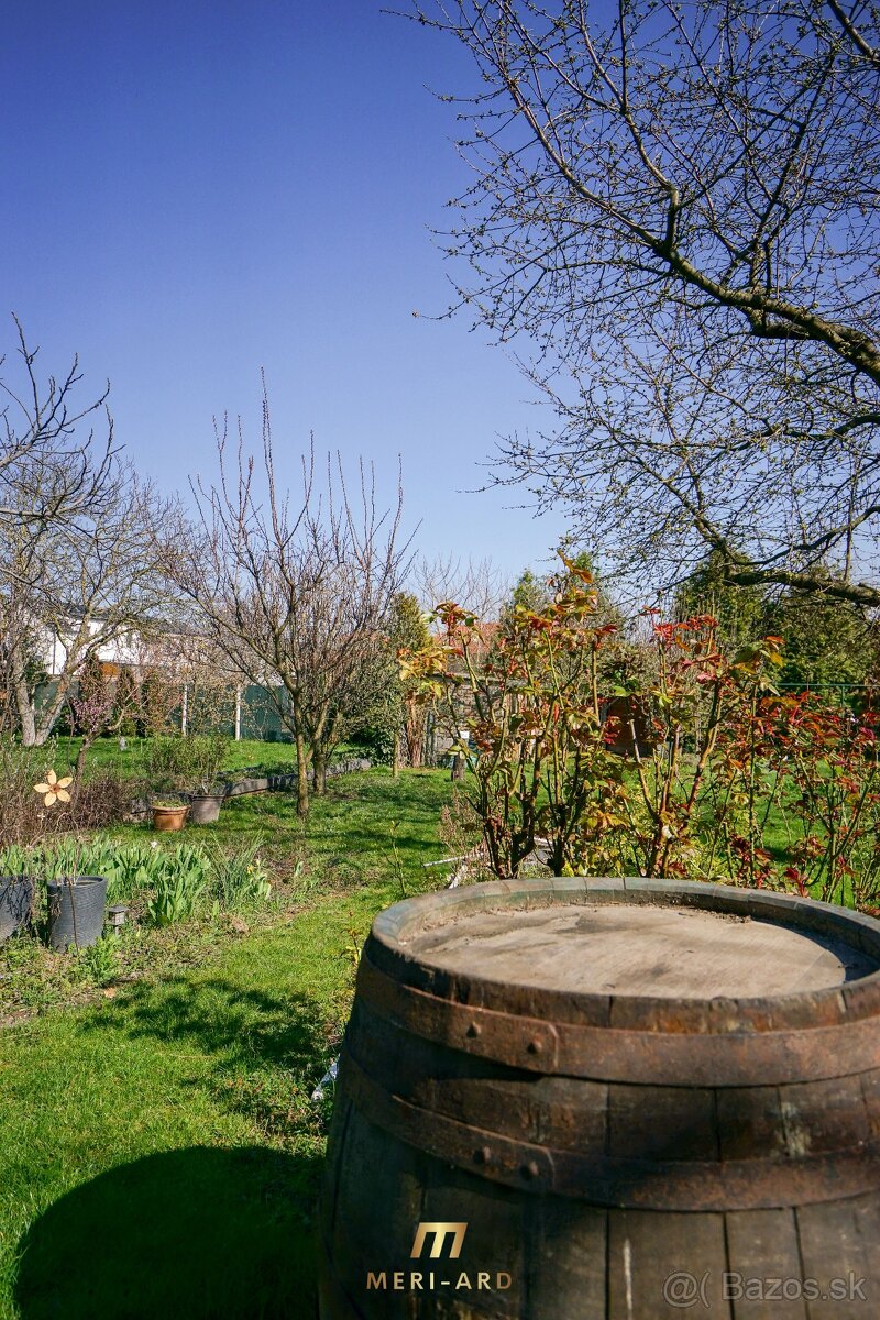 Dvojgeneračný podpivničený dom,zimná záhrada, 2x garáž,Rajka - 19