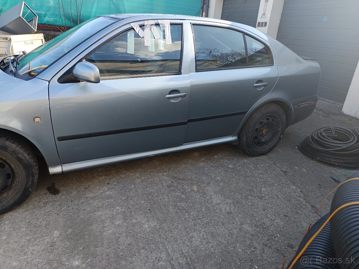 Rozpredám škoda Octavia 1 - 19
