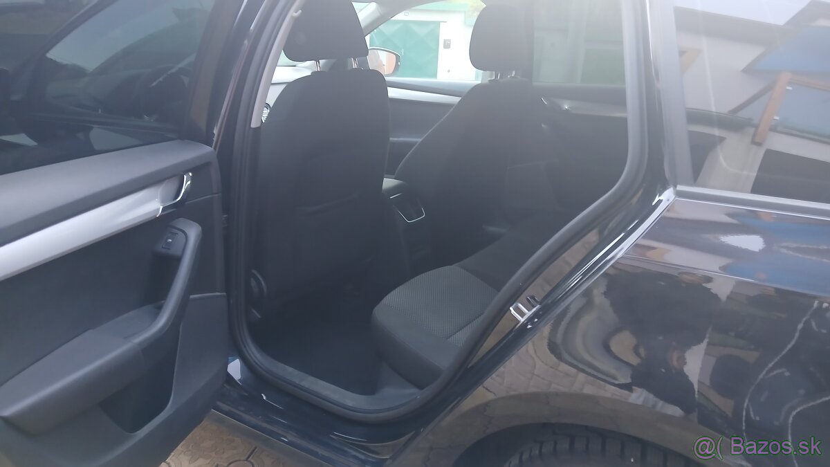Škoda Octavia III 2.0 TDI DSG - 19