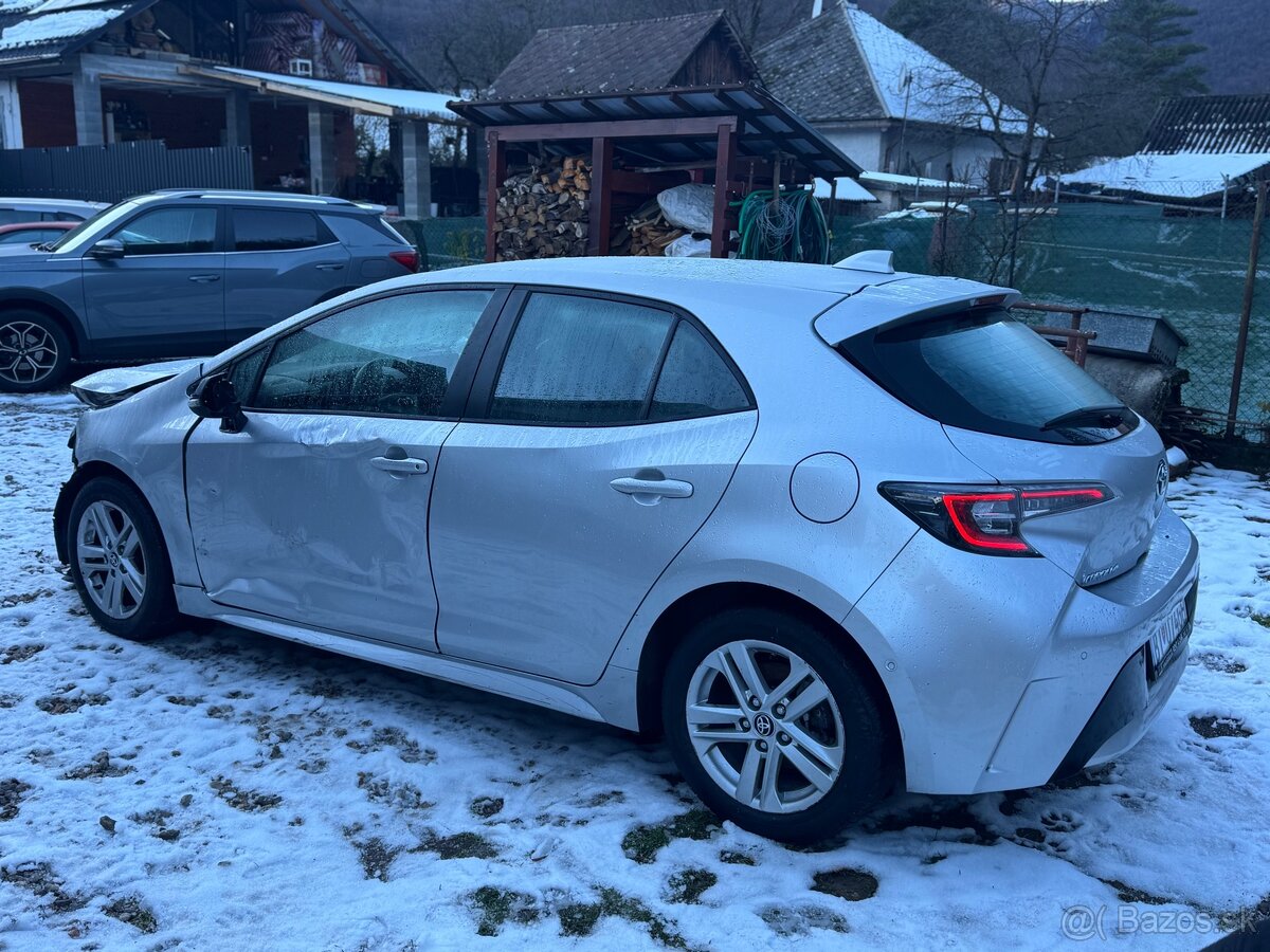 Toyota Corolla 1.2T 4valec benzin 2022 82000km - 19