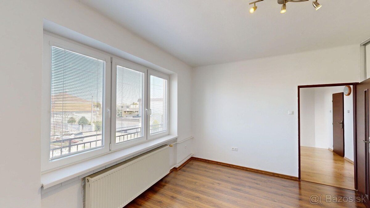 PINK Reality - NOVÁ CENA - na predaj poschodový rodinný dom - 19