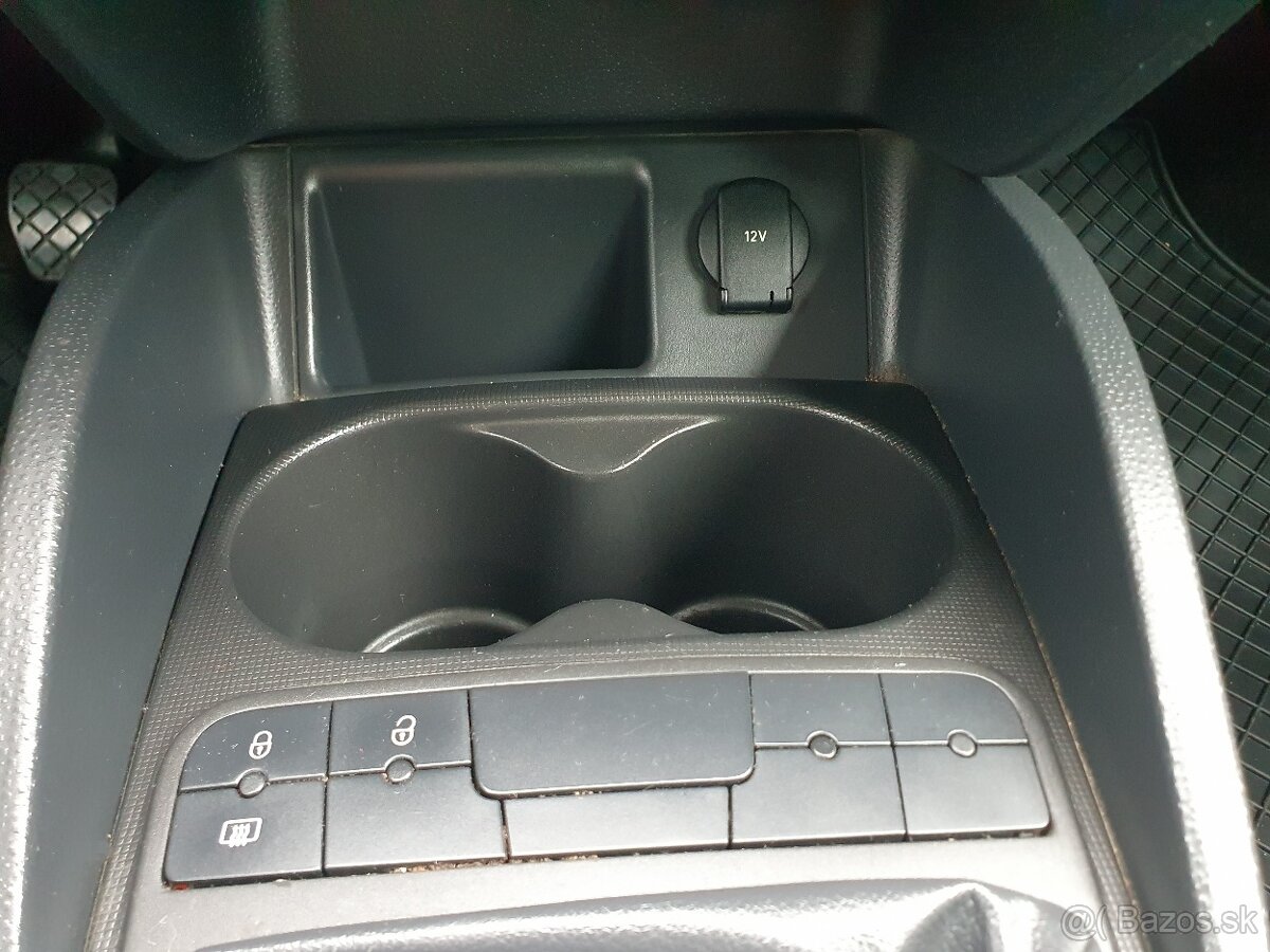 Seat Ibiza ST 1.2 51 KW M5 - 19