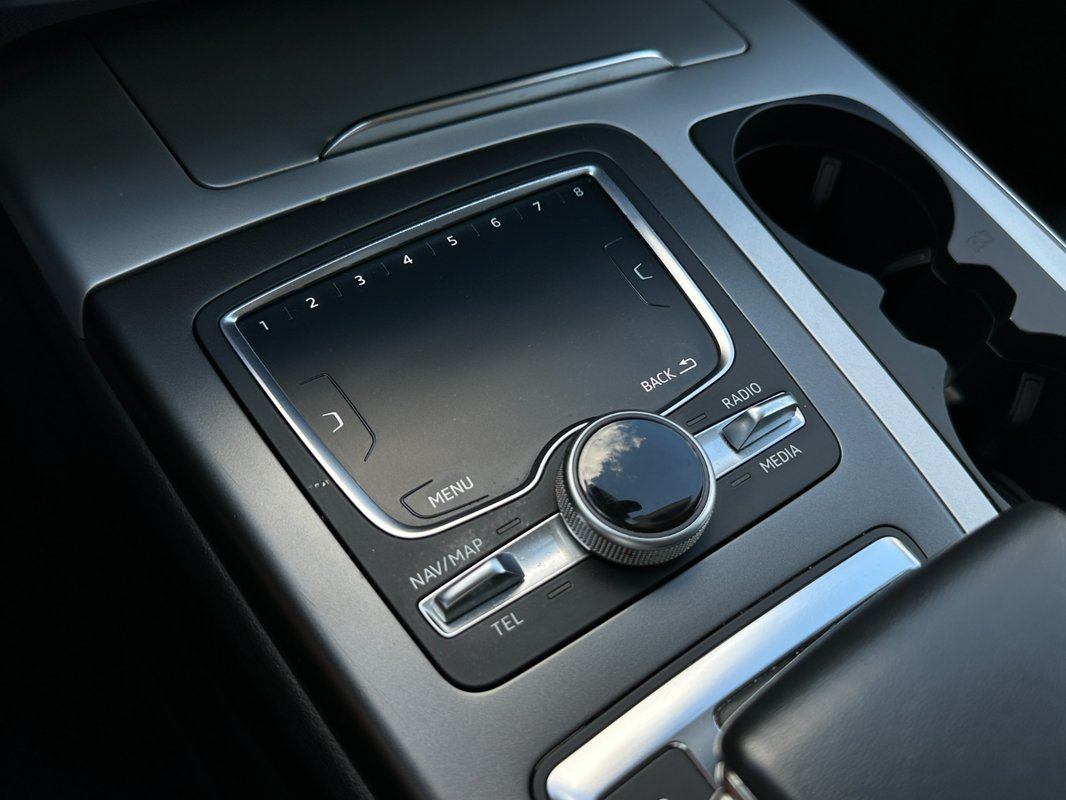 Audi Q7 3.0 TDi V6 Quattro AT/8 - 19