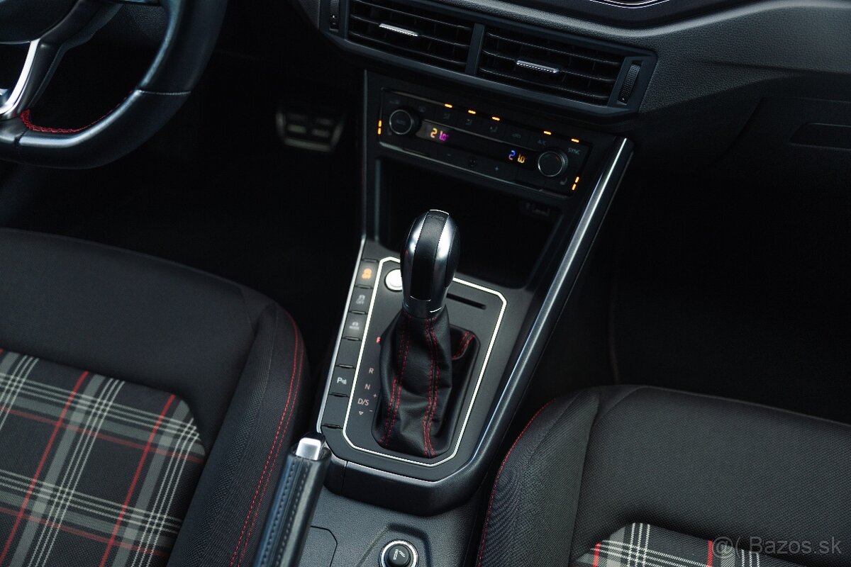 Volkswagen Polo GTI 2.0 TSI DSG - 19