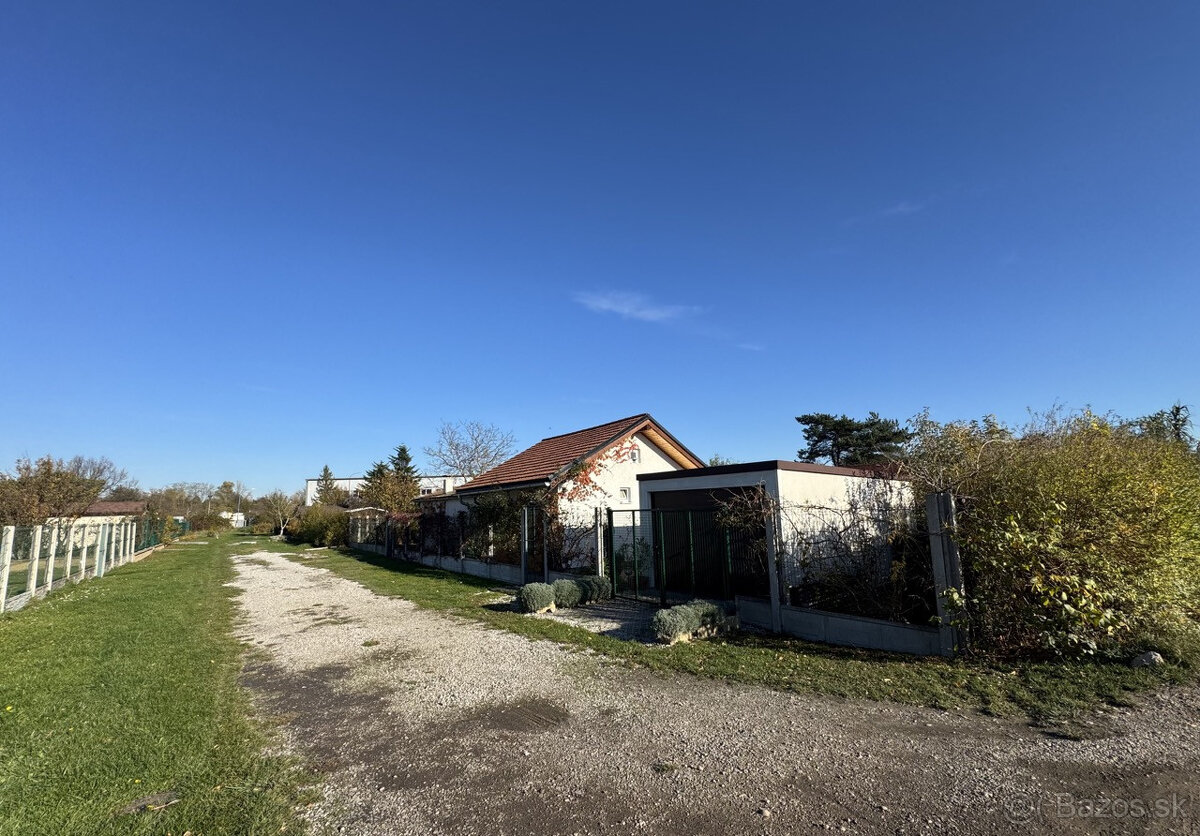 Záhrada 626 m2 v peknej lokalite v Rači na Žabom Majeri za s - 19