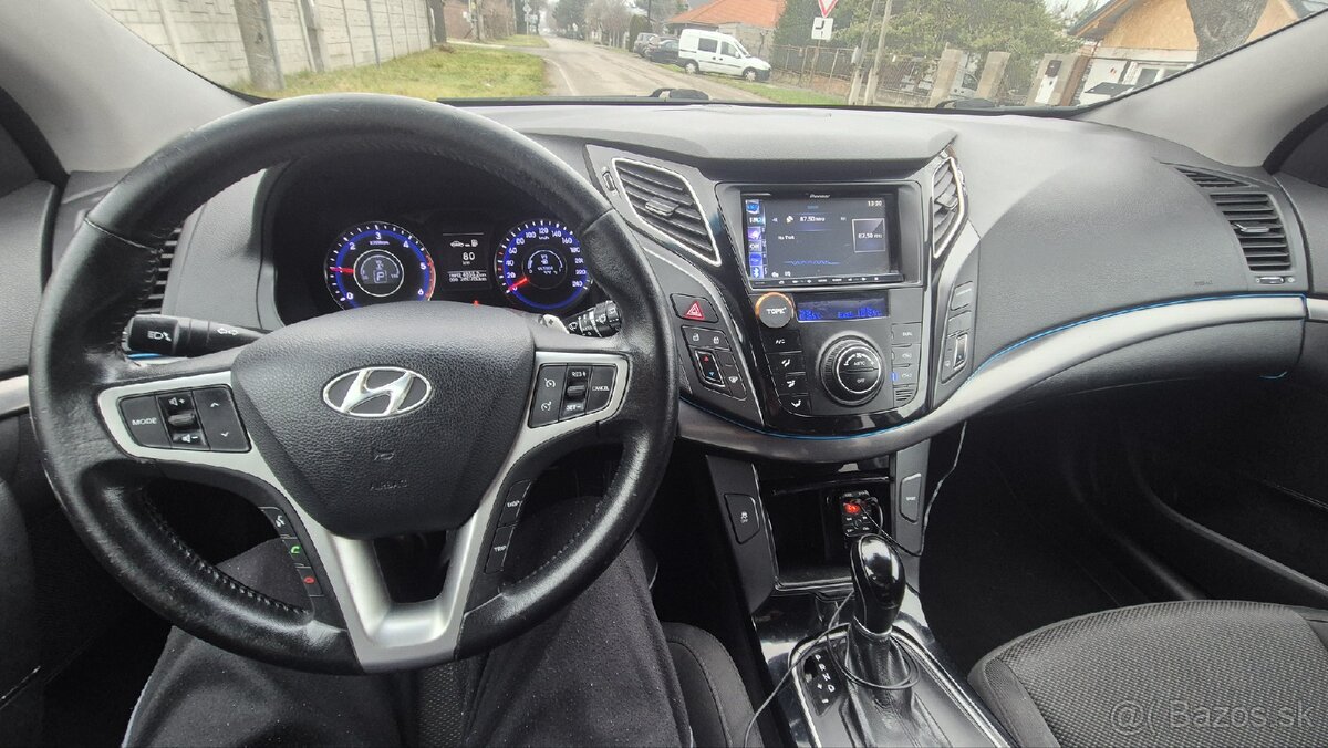 Hyundai i40 1.7 crdi 100kw 2011 - 19