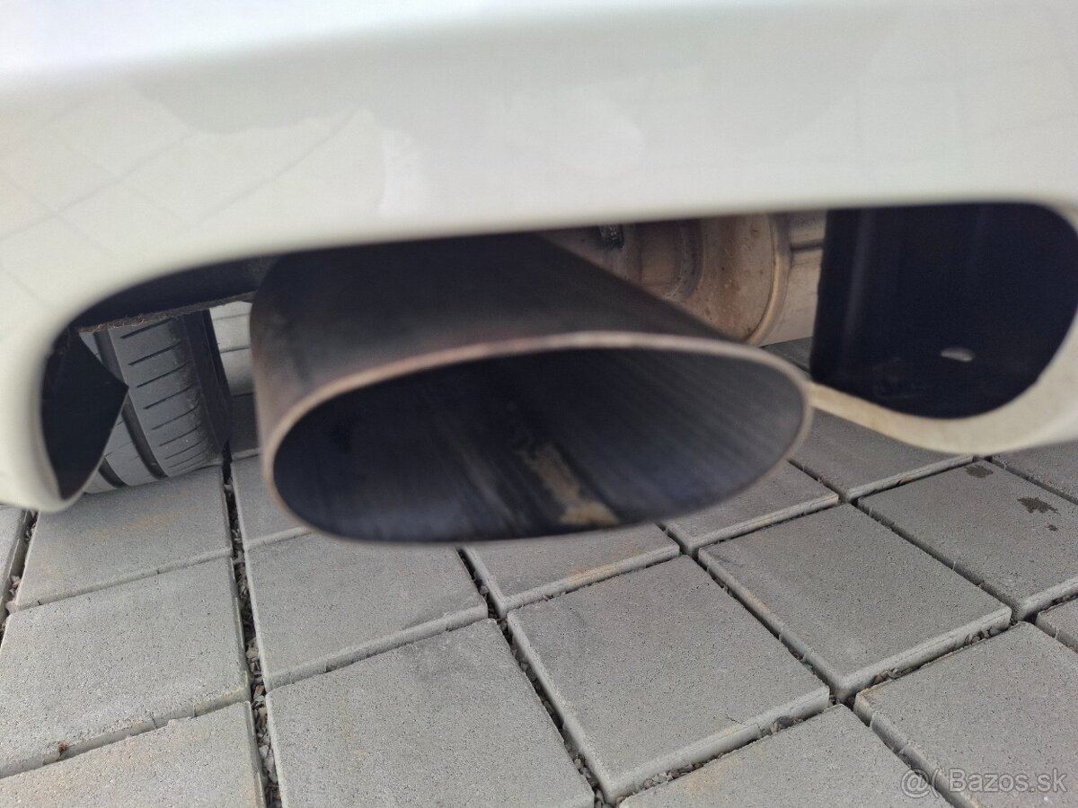 BMW X3 2.0D XDRIVE A/T (F25) - 19