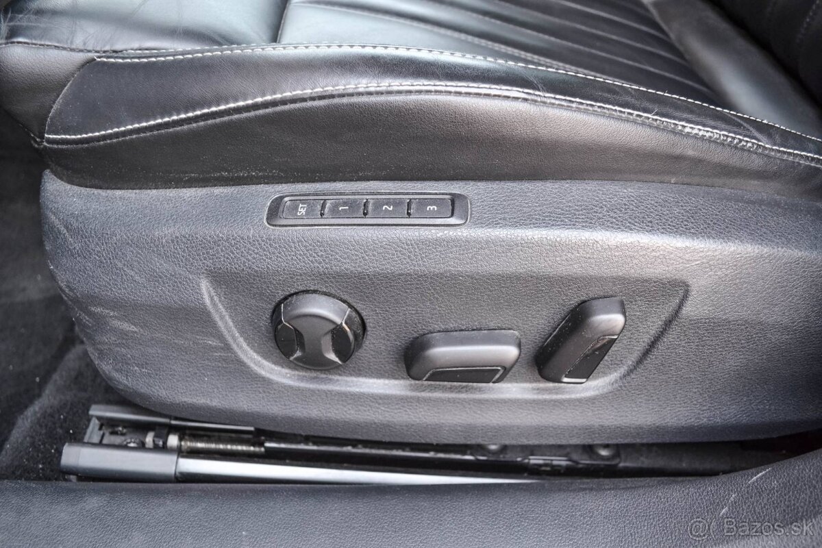 Škoda Superb Combi 3 fl 1.6 tdi 88kW - 19