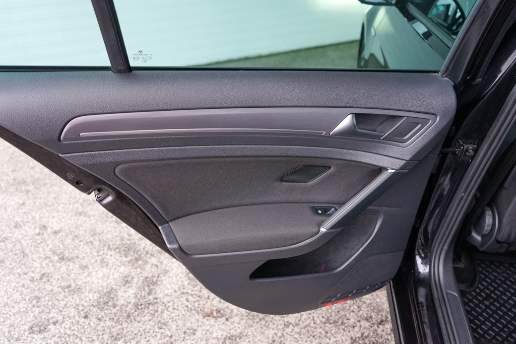 28- VOLKSWAGEN Golf, 2018, elektrina, 100 kW - 19