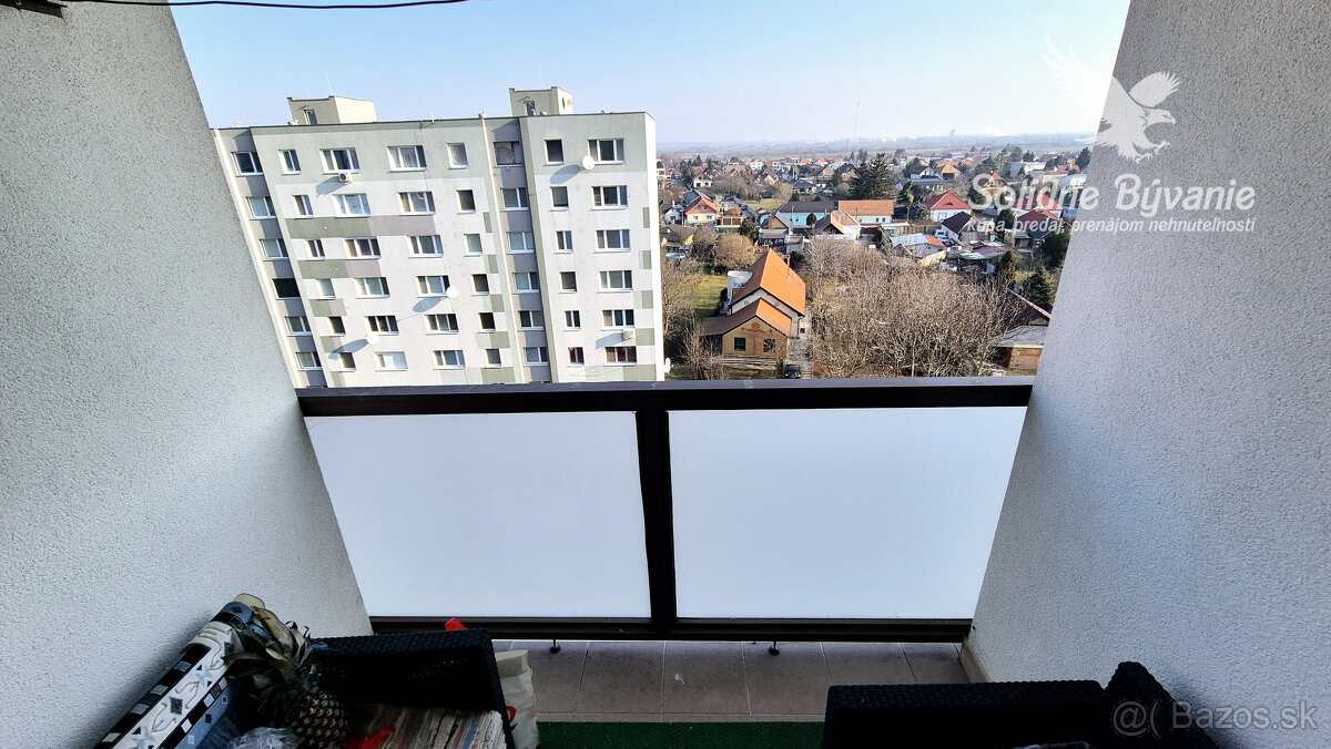 REZERVOVANÉ  Na predaj 3-izbový byt s loggiou, ul. Narcis - 19