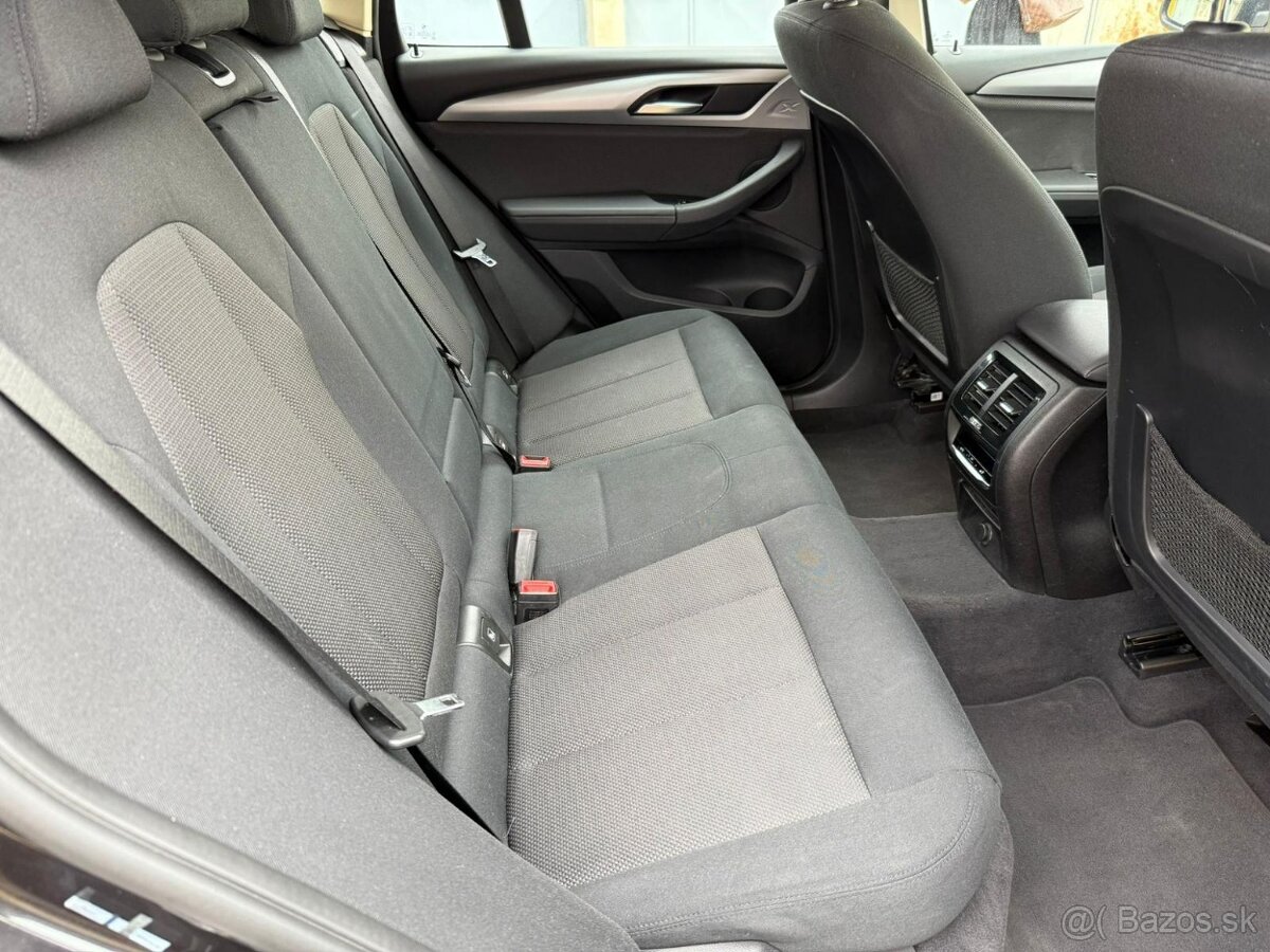BMW X3 xDrive20d Advantage A/T - 19