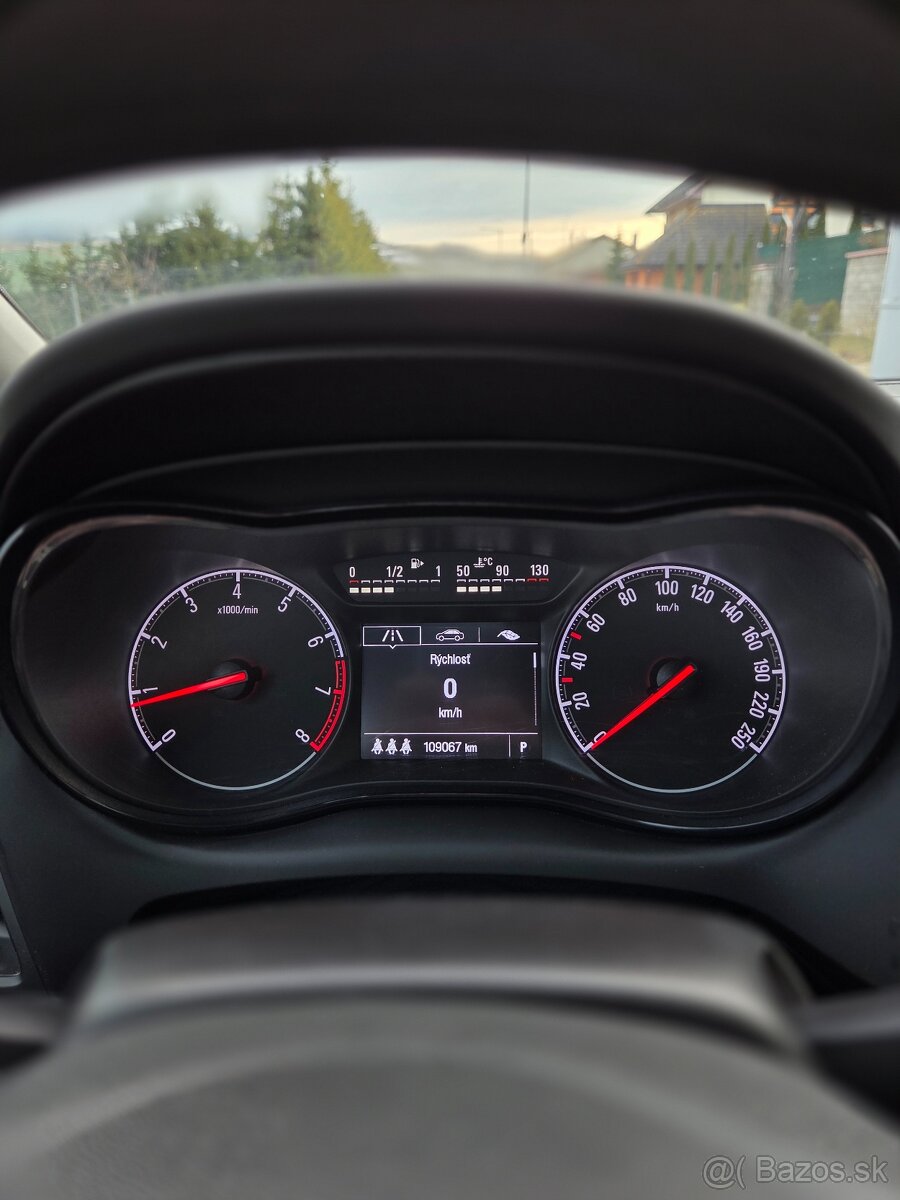 Opel Zafira Tourer 1.4 Turbo - 19