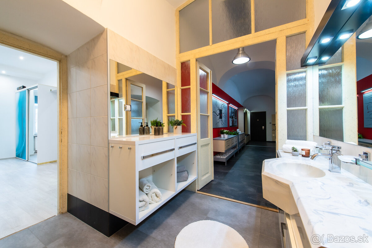 Na predaj 2 izbový byt, centrum - Košice, Hlavná - 19