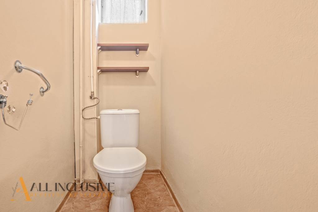 ALL INCLUSIVE | NA PREDAJ 7-IZBOVÝ POSCHODOVÝ RODINNÝ DOM V - 19