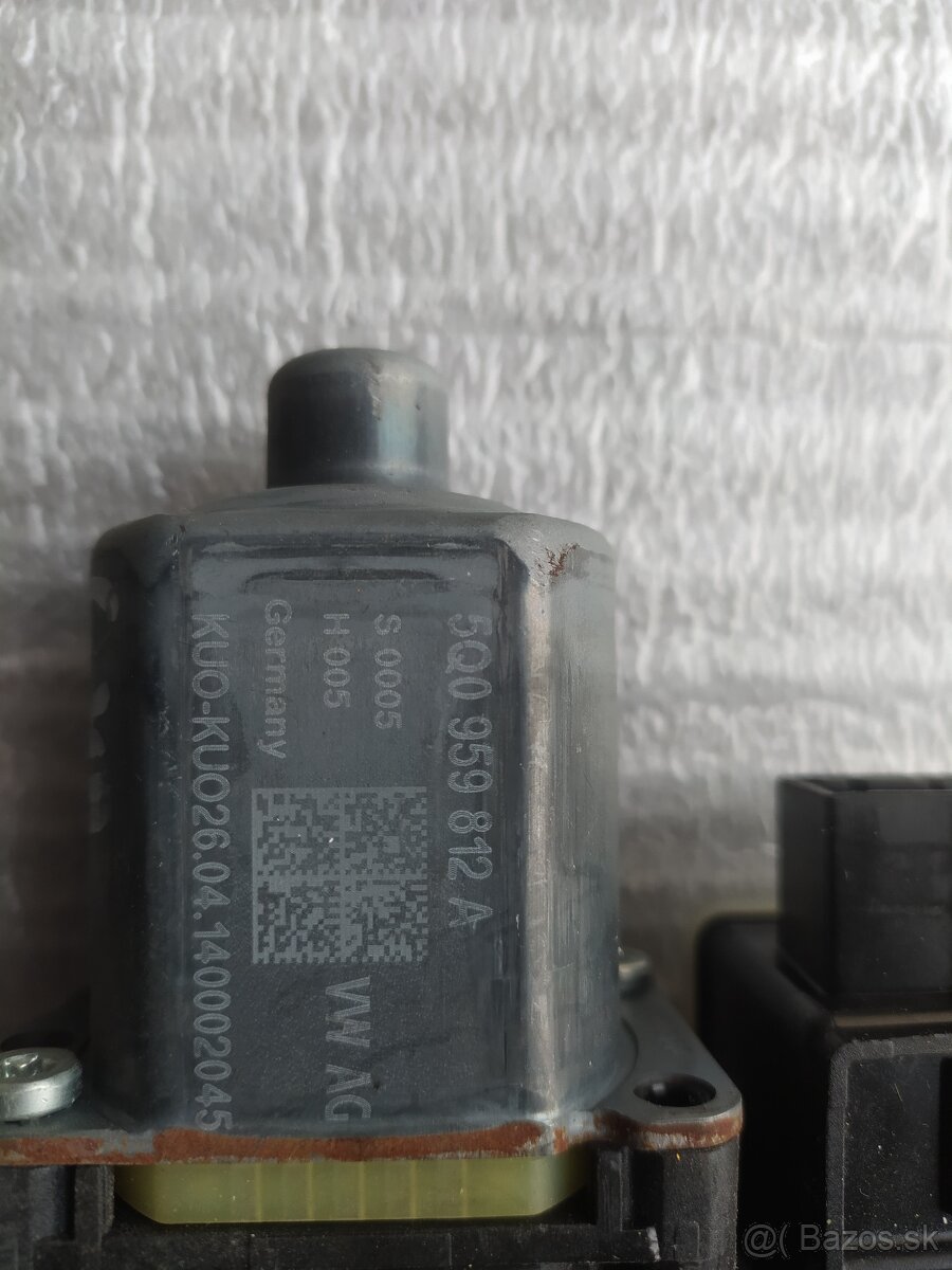 Motorček stahovania okná Škoda Octavia 3 Rapid VW Golf 7 - 19