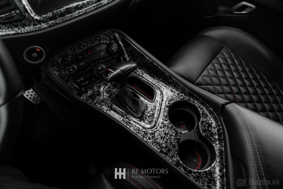 Dodge Challenger - 19