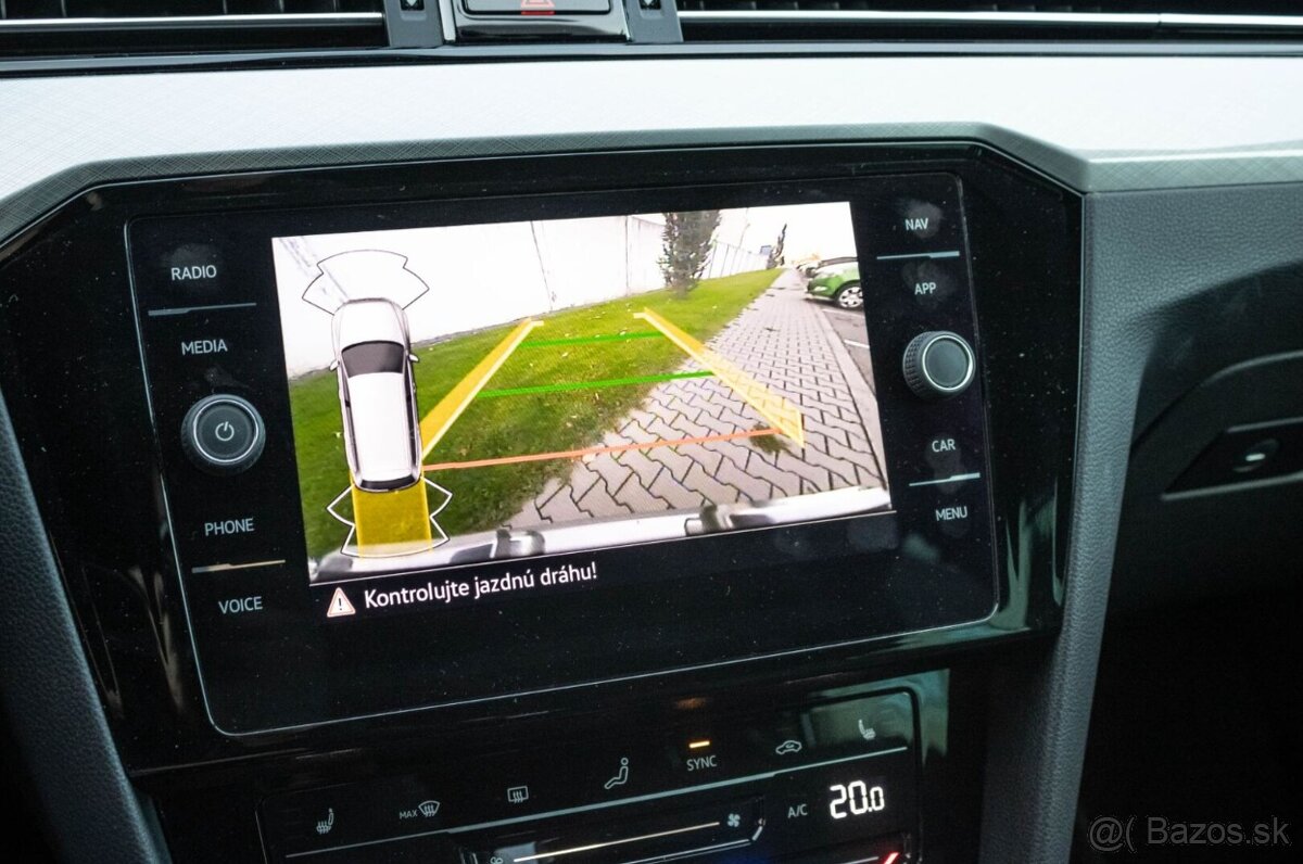 Volkswagen Passat Variant 2.0 TDI Elegance DSG - 19