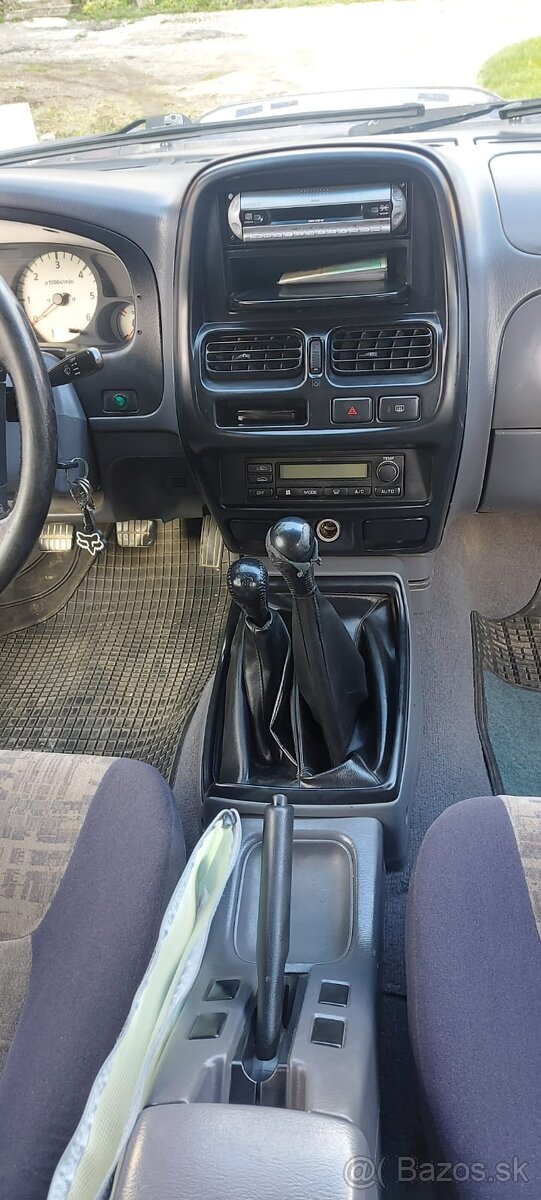 Nissan Navara D22 - 19