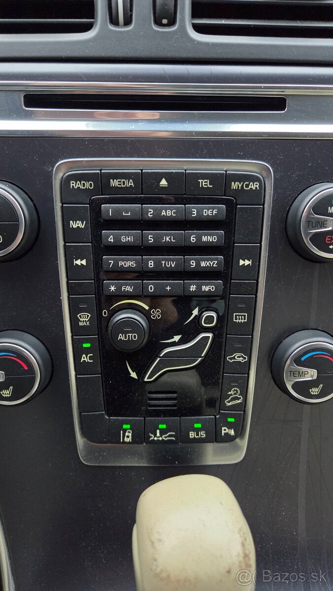 Volvo XC60 D3 - 120kW AWD Ocean Race AT - 19