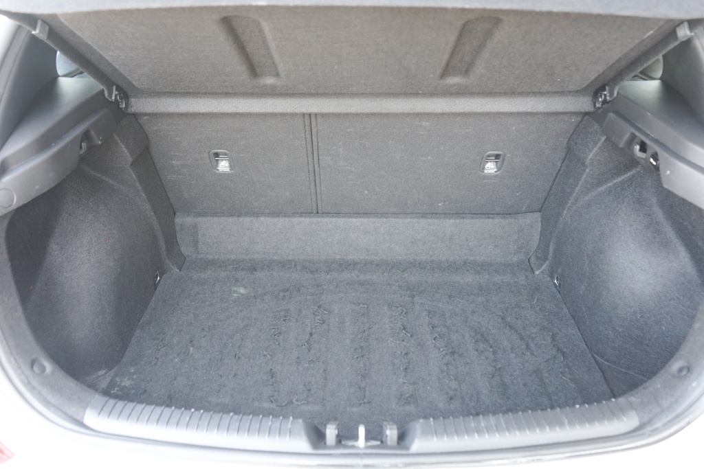 117- Hyundai, i30, 2020, 1.6 CRDI, 70kw - 19