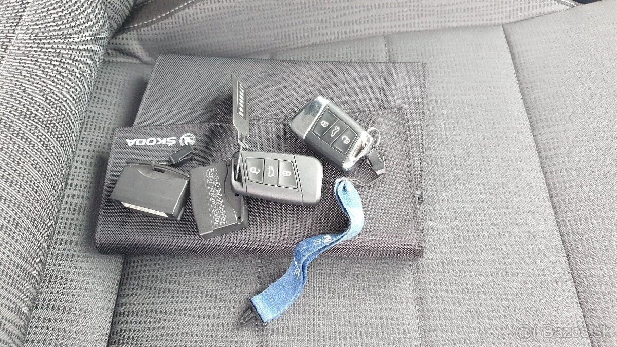 Superb III, 1.majiteľ, DSG, 4x4, 85 000 km - 19