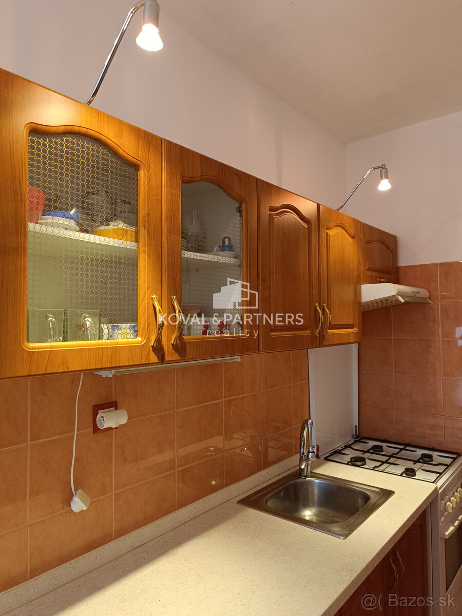 Sympatický 3,5 izbový byt - Sereď - 19