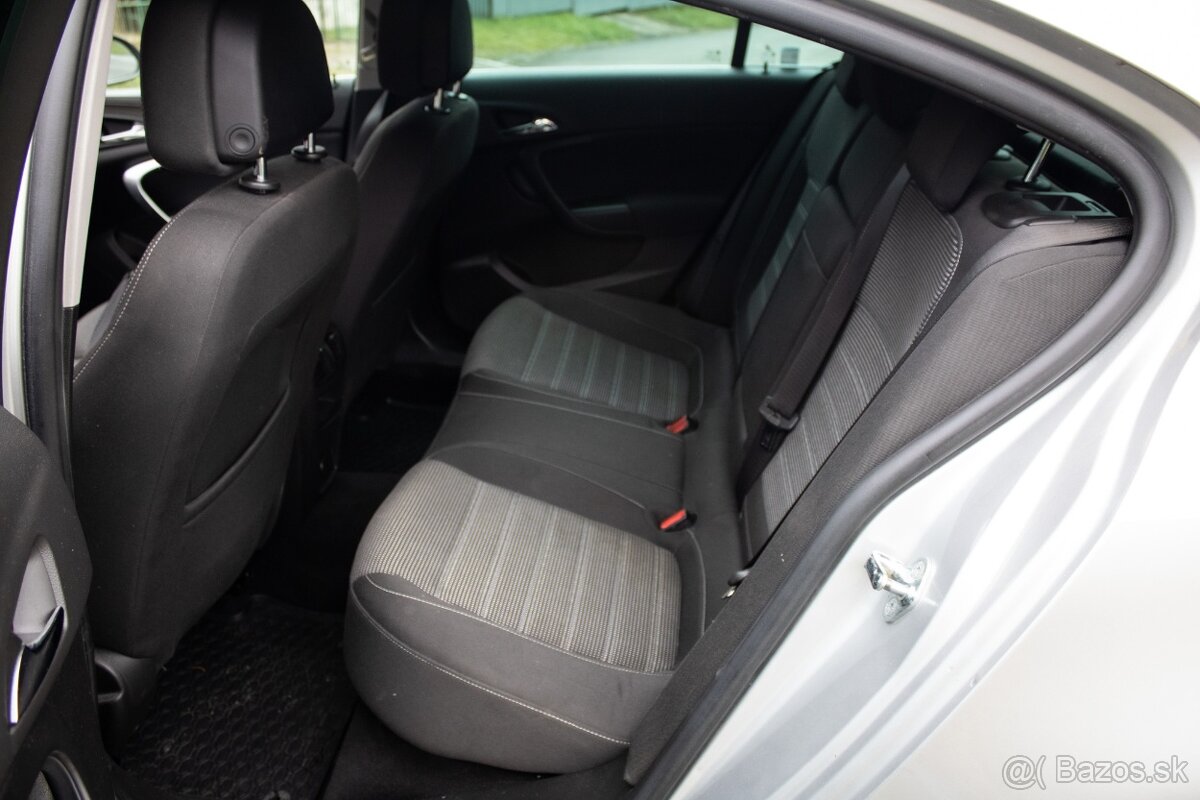 Opel Insignia 2.0 CDTI 160k Sport - 19