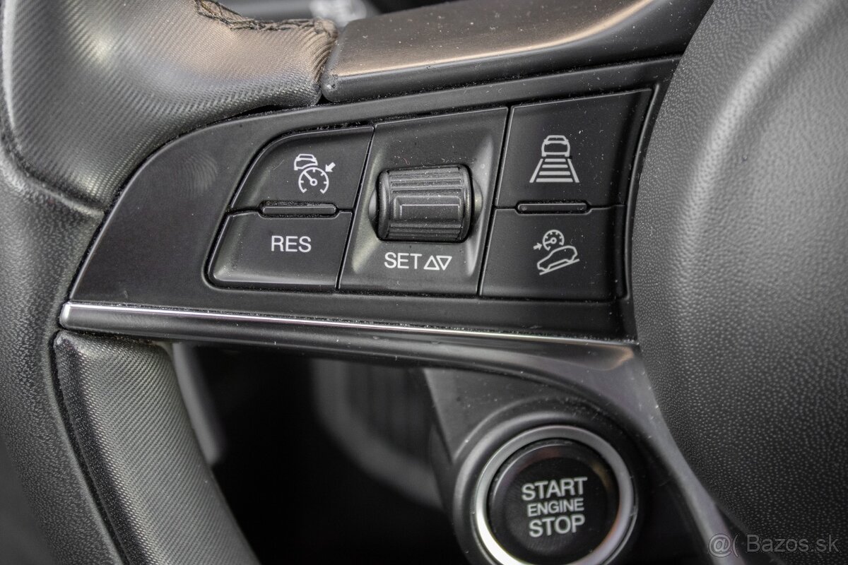 Alfa Romeo Stelvio - 19