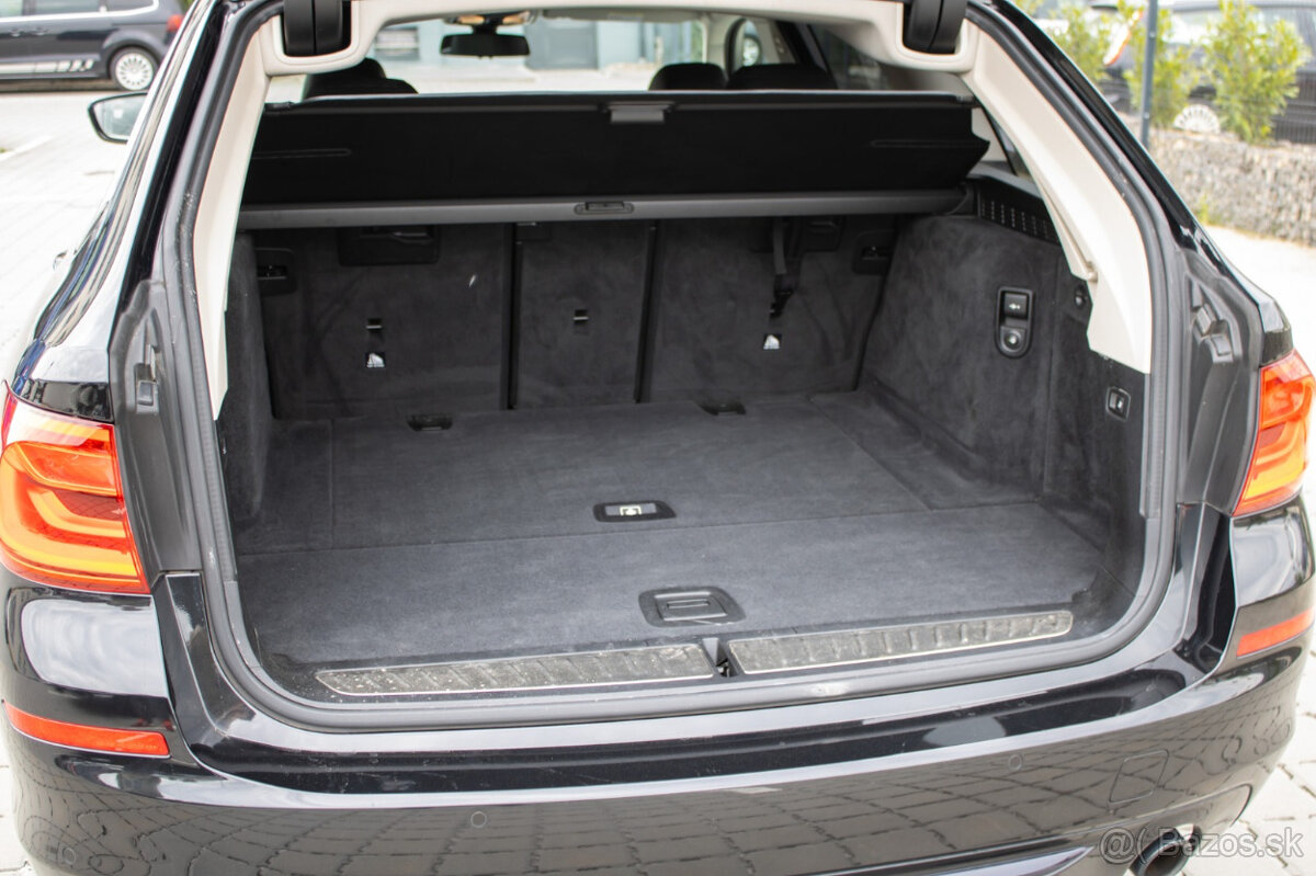 Bmw 5 Touring 530i 4x4 xDrive Sport benzín automat - 19
