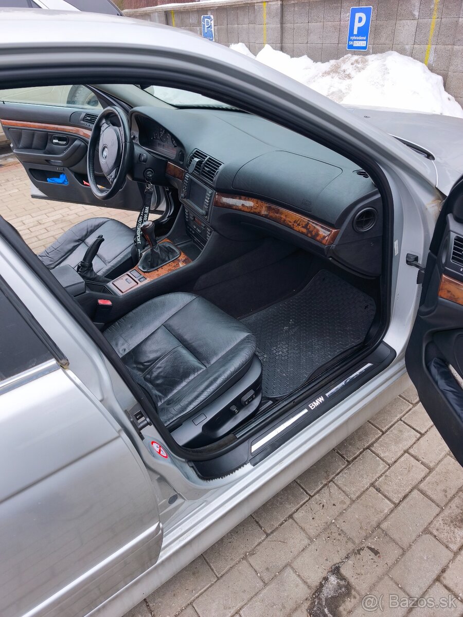 BMW E39 530i Manuál - 19