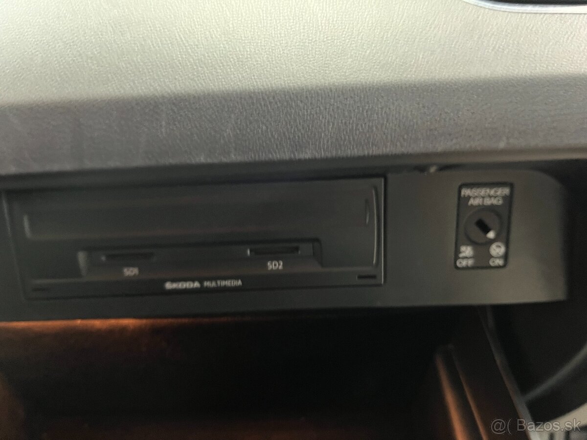 Škoda Octavia Kombi 1.6TDi TAŘNÉ ZAŘÍZENÍ NAVI ZIMNÍ ALU - 19