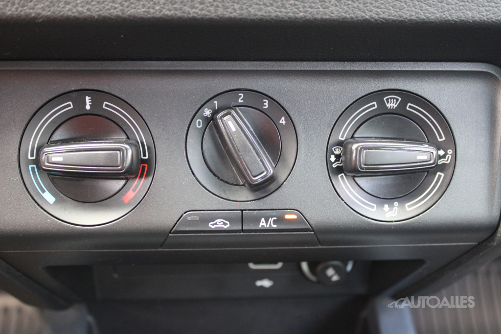 Škoda Fabia 1,0 TSi 70 kW ACTIVE - 19