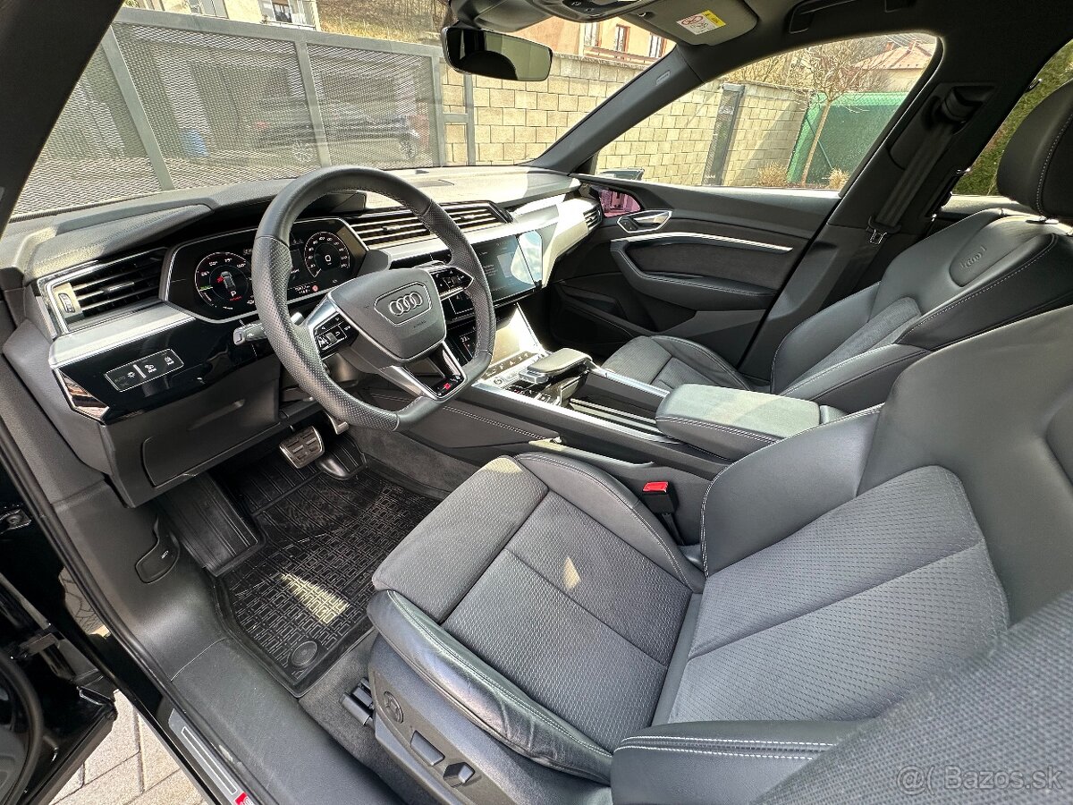 Audi Q8 e-tron 55 S line quattro - 19